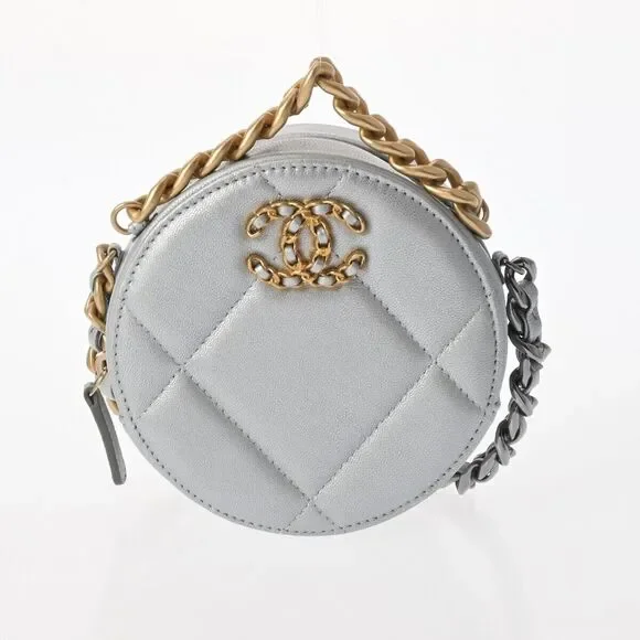 Chanel Matrasse 19 Round Chainshoulder #122525C24B - Picture 1 of 12
